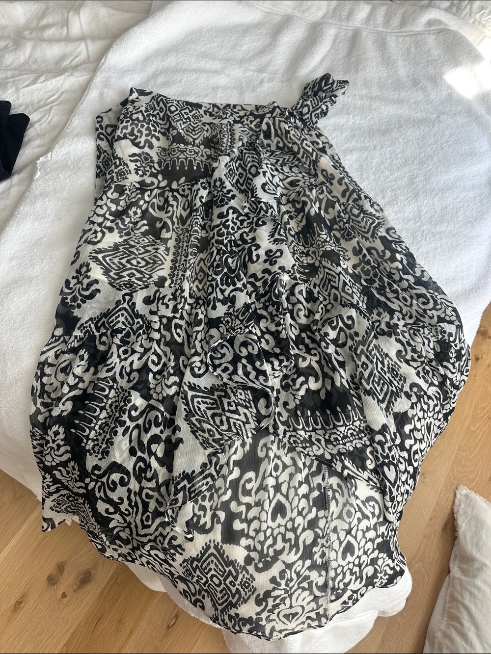 Black & White Patterned Women’s Skirt